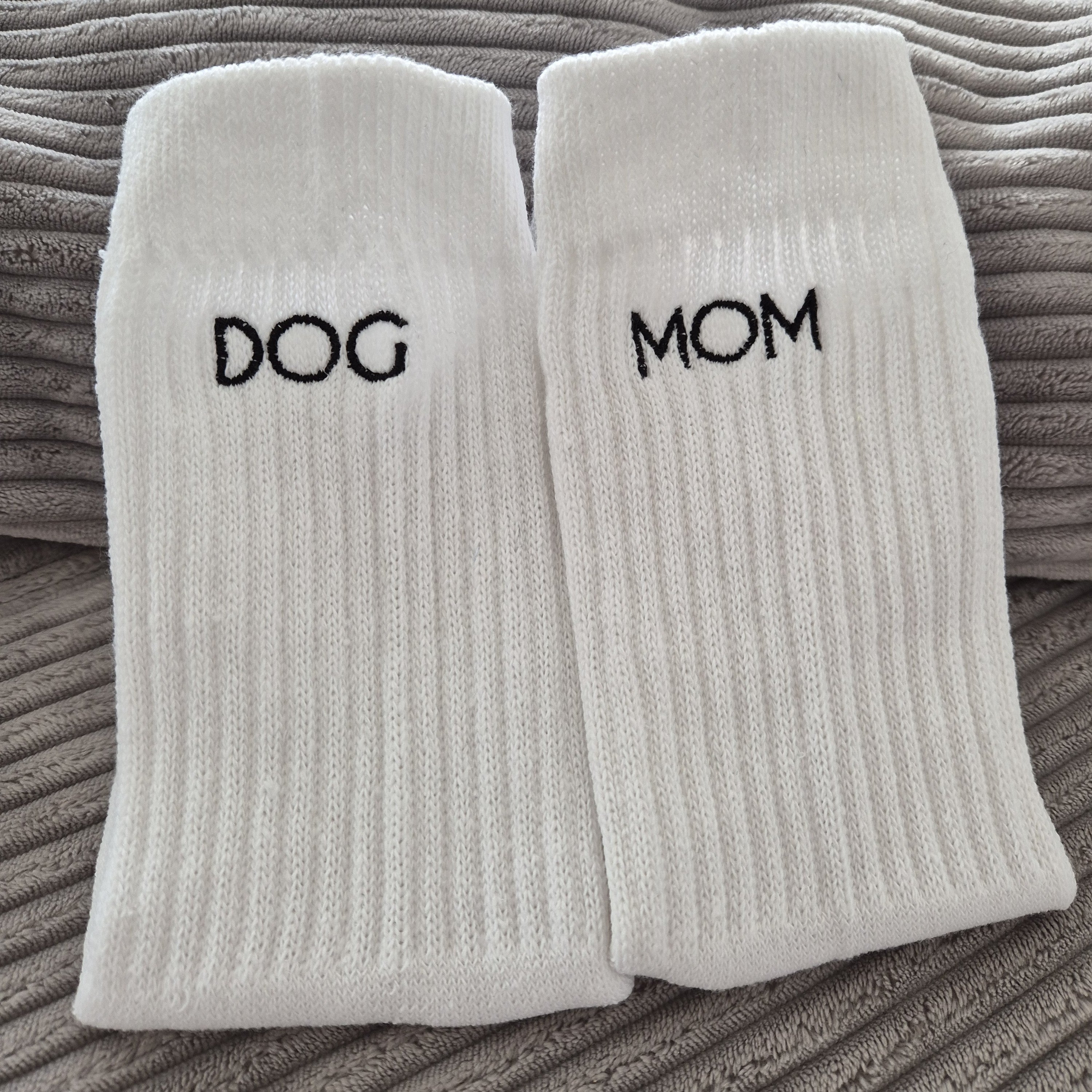 DOG MOM Socken